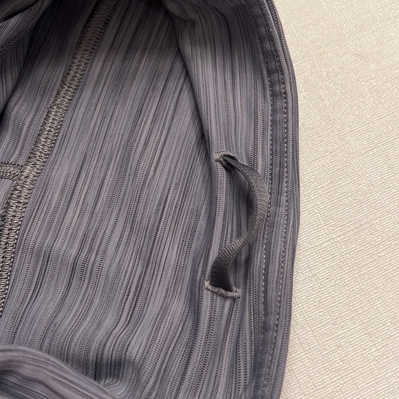 24. Lululemon Fast and Free High-Rise Crop 23" *Non-Reflective Leggings - Picture 5 of 5